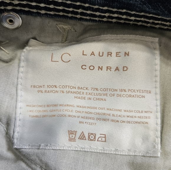 LC Lauren Conrad Embroidered Daisy Distressed Cut Off Shorts Sz 8 - Picture 6 of 6